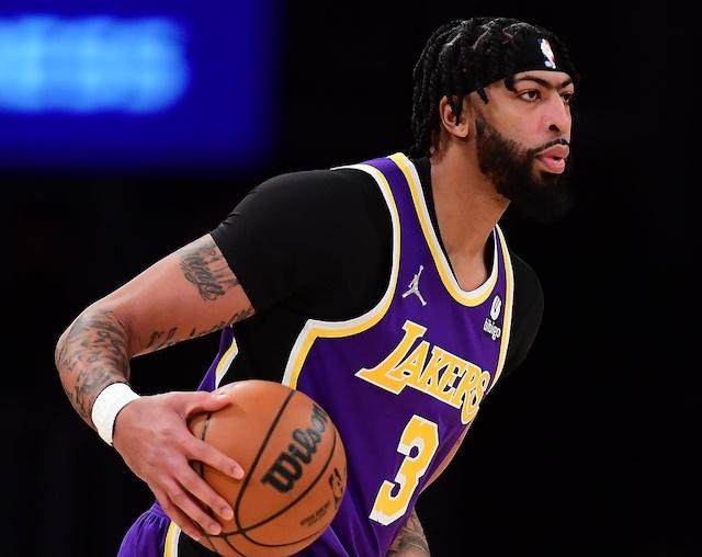 开云官网-手腕伤势让浓眉迷失手感 贝弗利接球三分自比库里